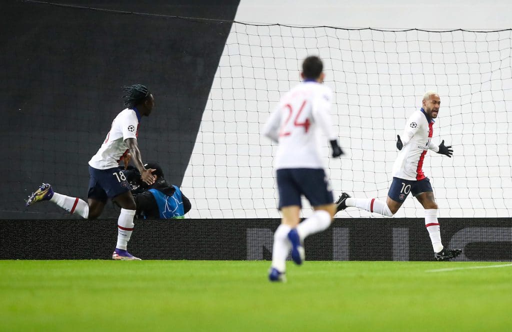 Le PSG fait un gros coup à Manchester, Rennes prend la porte, ce qu’il faut retenir de la soirée