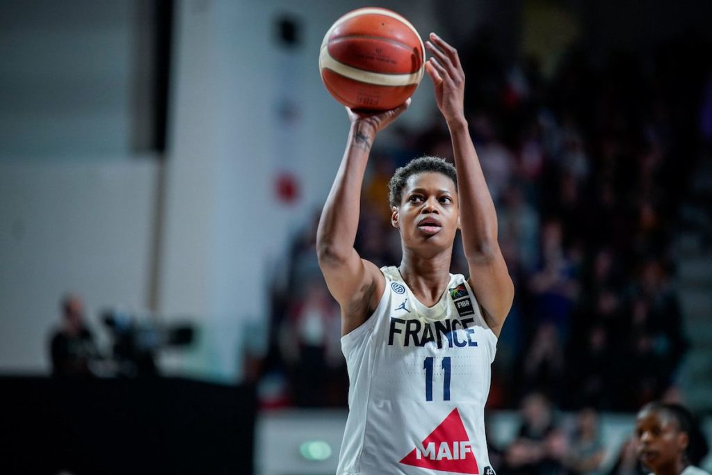 Valériane Vukosavljevic, la soeur de Joël Ayayi analyse l'ascension de son frère