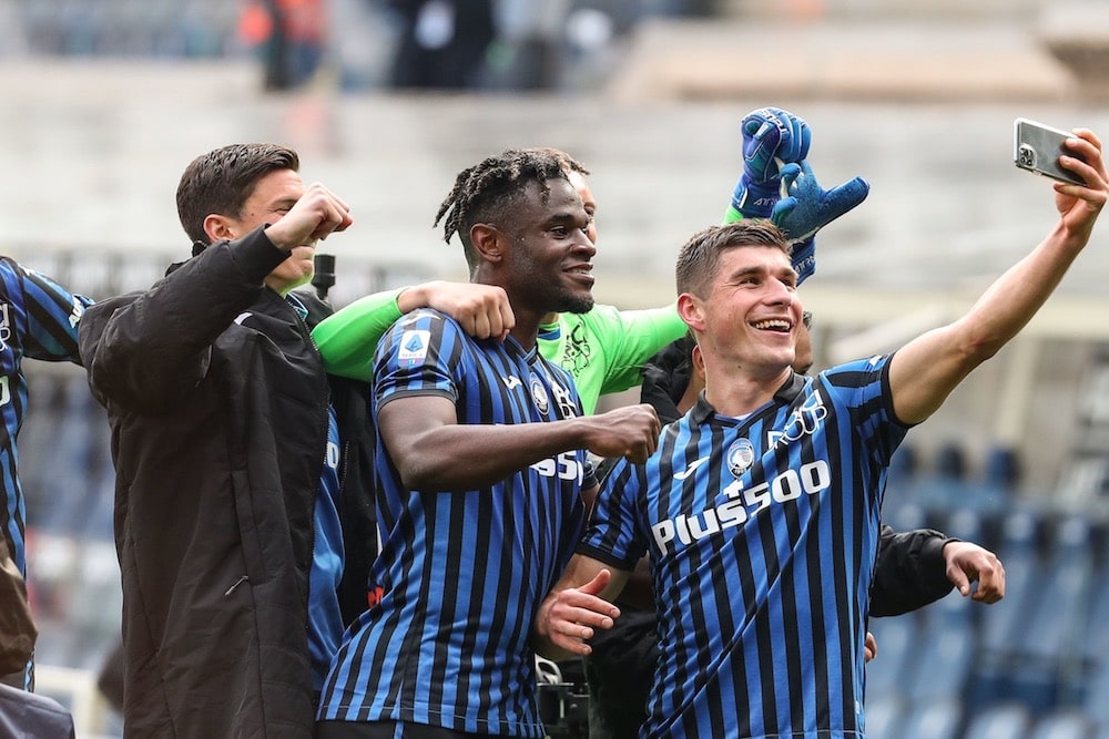 Leicester, le FC Séville et l’Atalanta champions, Leeds en C1 !