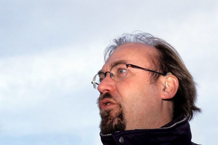 Laurent Fignon réparait l'injustice en s'emparant du Giro, non sans lancer au directeur de course italien qui venait le féliciter : "Je vous remercie, mais votre Giro, c'est de la merde !"