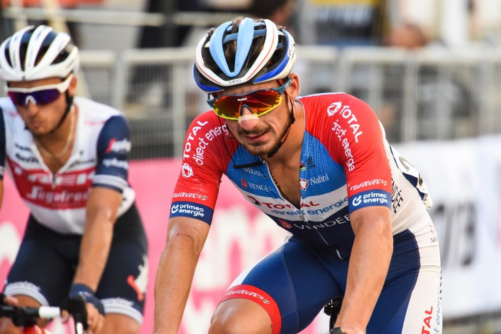Niccolo Bonifazio accompagne Pierre Latour sur le Tour de France.