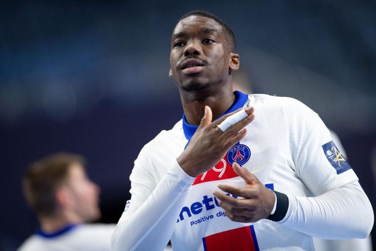 ailier gauche international du PSG de 21 ans est excité à l’idée de porter les couleurs du club polonais la saison prochaine. Dylan Nahi a signé à Kielce en Pologne.