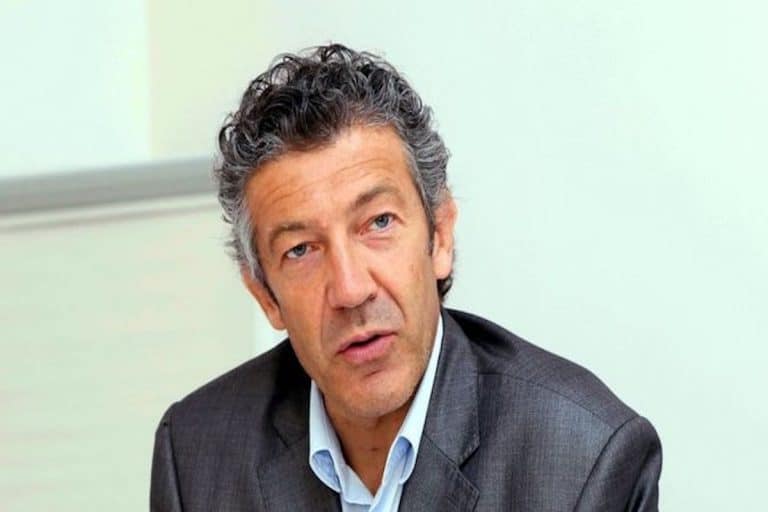 Gérard Bertrand après avoir régné derrière la mêlée du stade Français, l'entrepreneur de 56 ans règne sur un domaine viticole de 920 hectares en s'appuyant sur les mêmes valeurs.