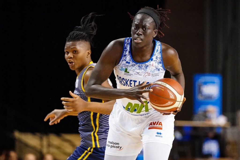 Aby Gaye pilier du Basket Landes avec le titre de champion.