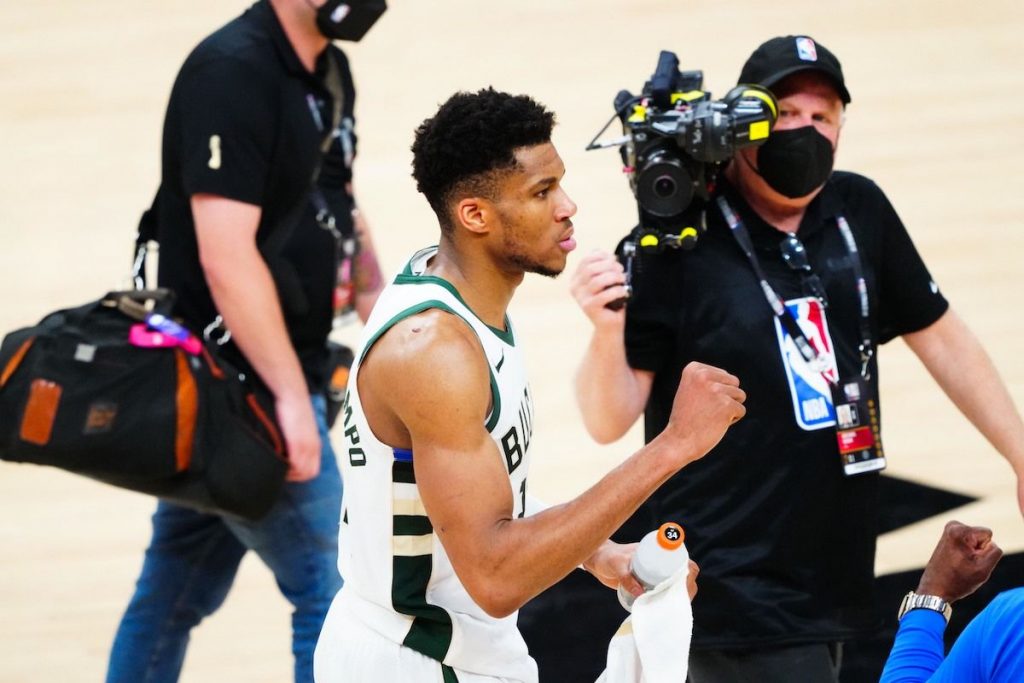 Giannis Antetokounmpo rejoint l'ASVEL et l'Euroligue.