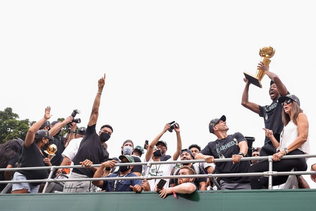 Milwaukee dans la légende 50 ans après son dernier titre.