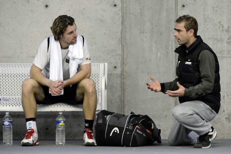 Mutis éteint l’Américain Roddick en 5 sets de légende.