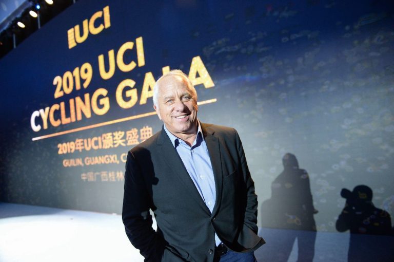 Greg Lemond a couru pour une équipe française.