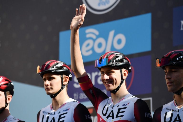 UAE Team Emirates a construit une grande équipe autour de Pogacar.