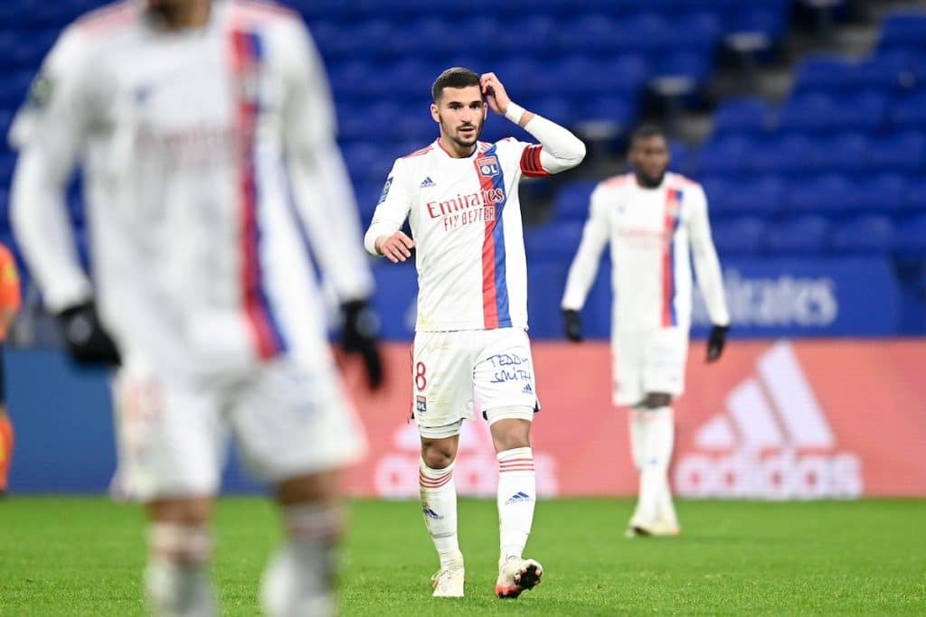 Peter Bosz : « En jouant bien, les résultats viendront »