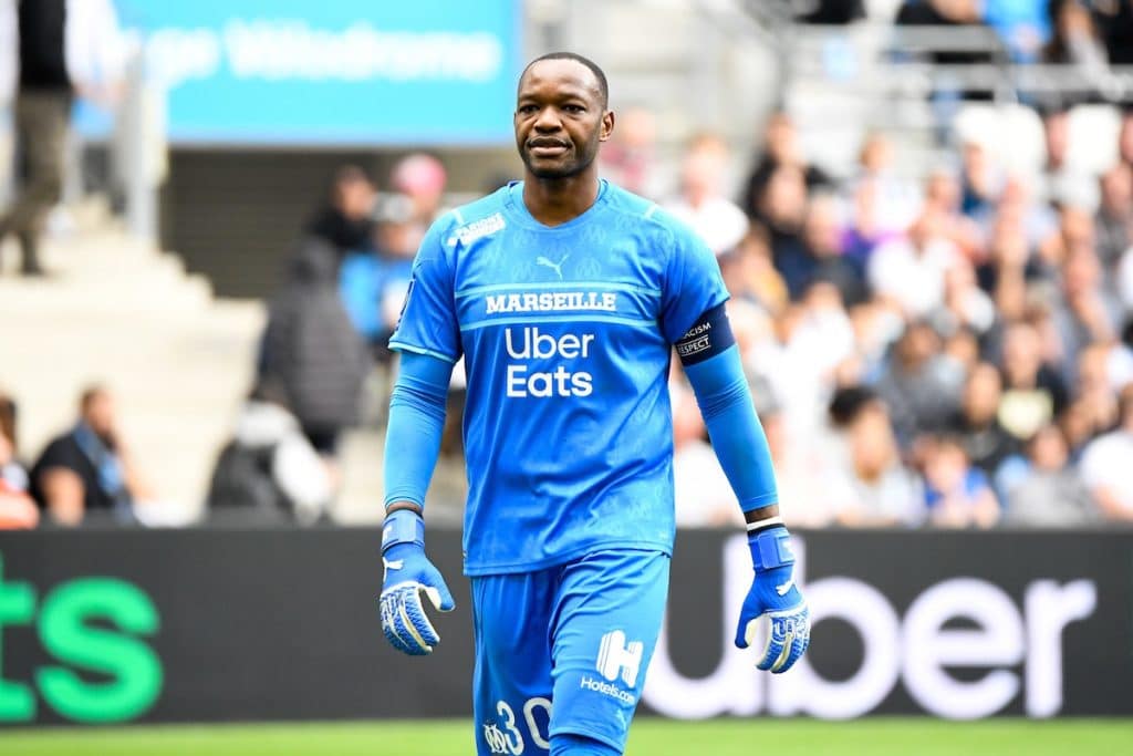 EXCLU : Steve Mandanda (OM) vers Saint-Etienne ?
