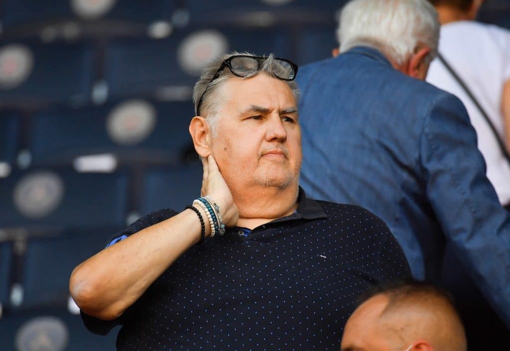 Délit de sale gueule ou vrai pervers ? Pierre Menès en garde à vue