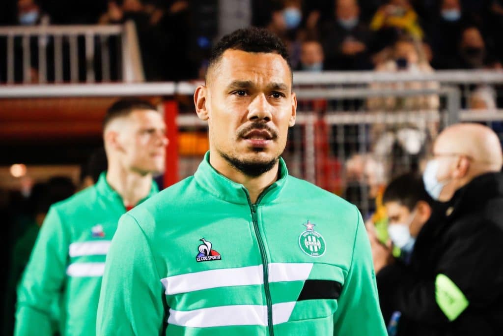 Timothée Kolodziejczak prévient, avant le derby : « On est mal en point, mais on n’est pas morts »