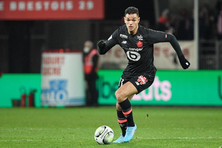 Hatem Ben Arfa a oublié 90 000 euros dans son casier.