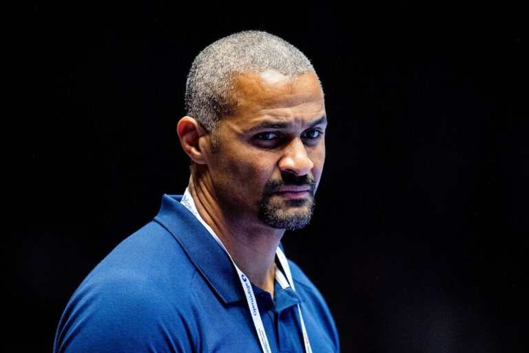 DIdier Dinart est revenu sur un banc après son expérience en bleu.