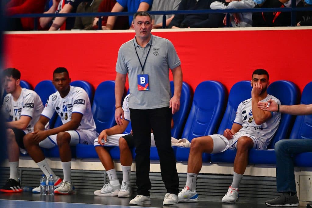 Le départ de Cazal est actée.