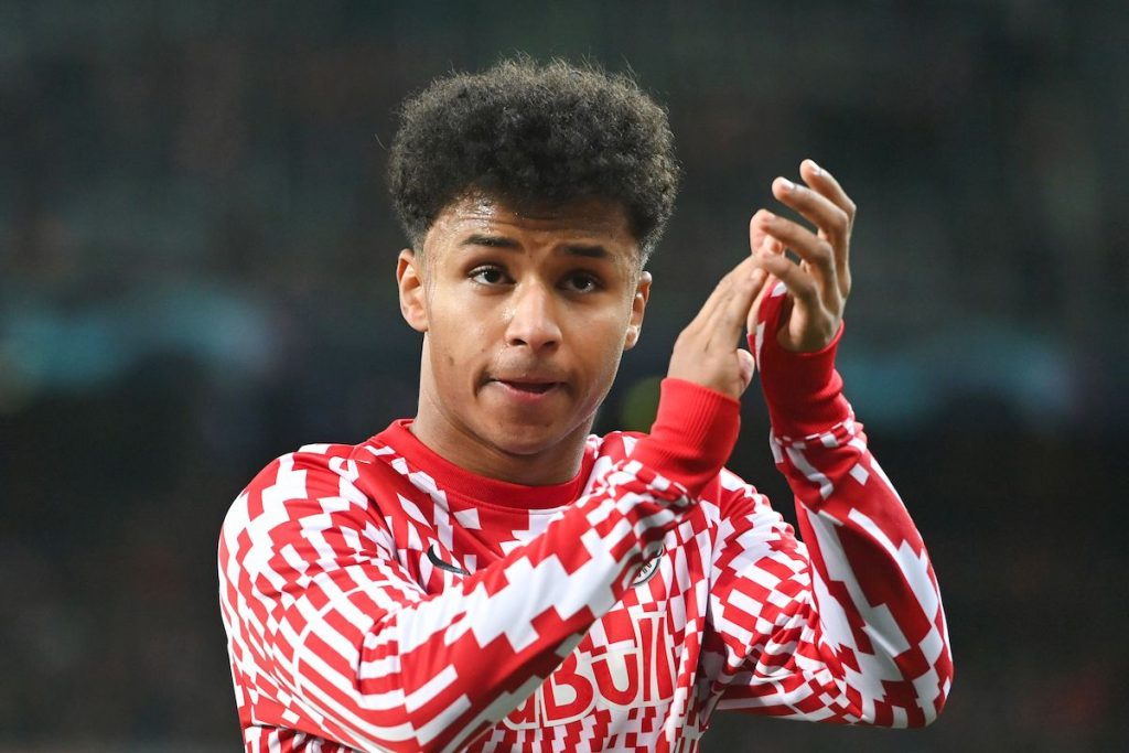 Adeyemi, l'autre pépite que tout le monde s'arrache.