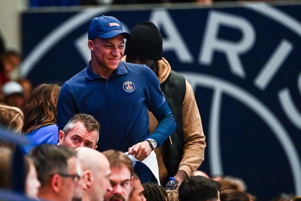 Kylian Mbappé peut-il encore rester au PSG ?