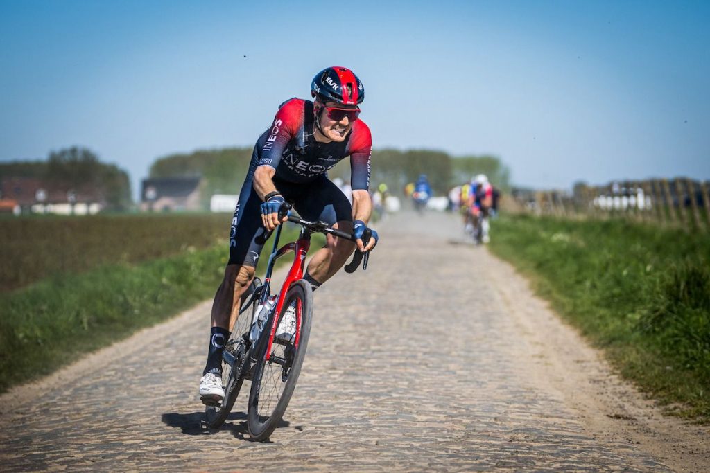 Van Baarle vainqueur du Paris-Roubaix