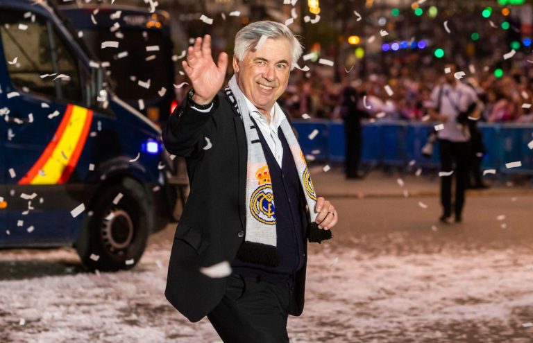 Carlo Ancelotti deviendrait le seul entraîneur à remporter 4 Ligue dess Champions.