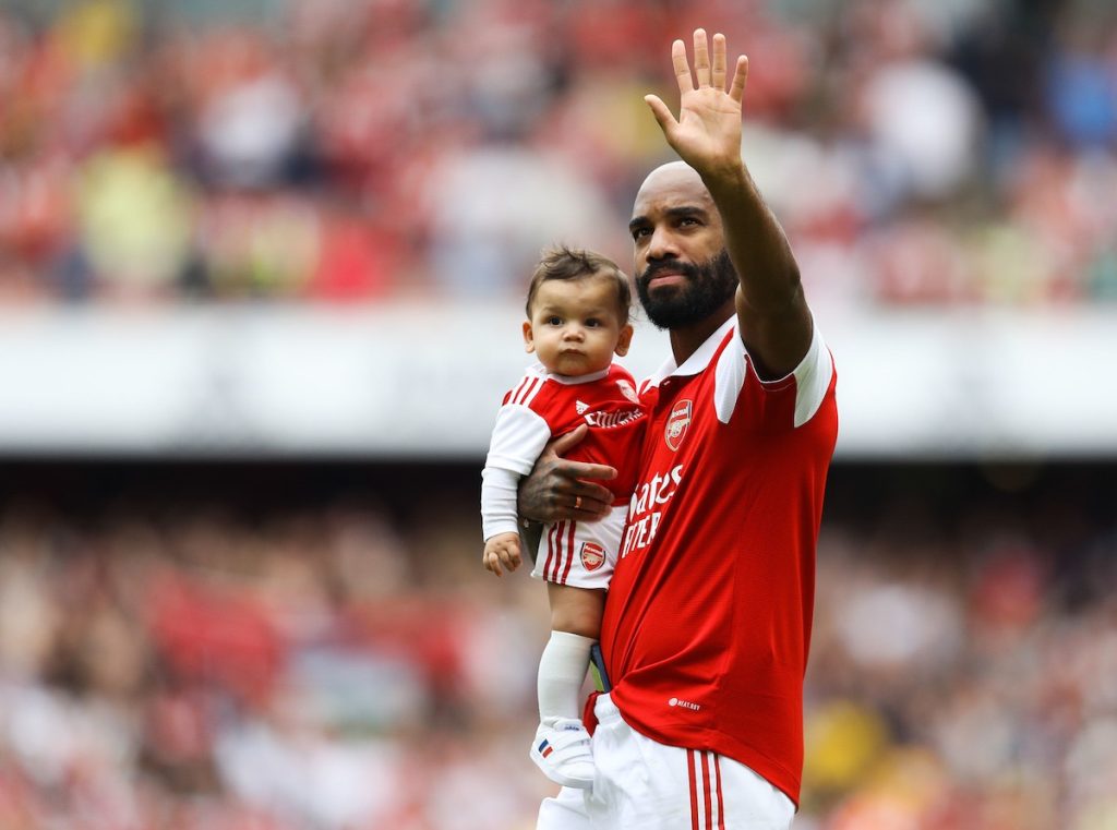 TRANSFERTS : Alexandre Lacazette priorité de l’OM !