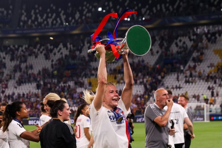 Ada Hegerberg très heureuse sa 5ème Ligue des Champions.