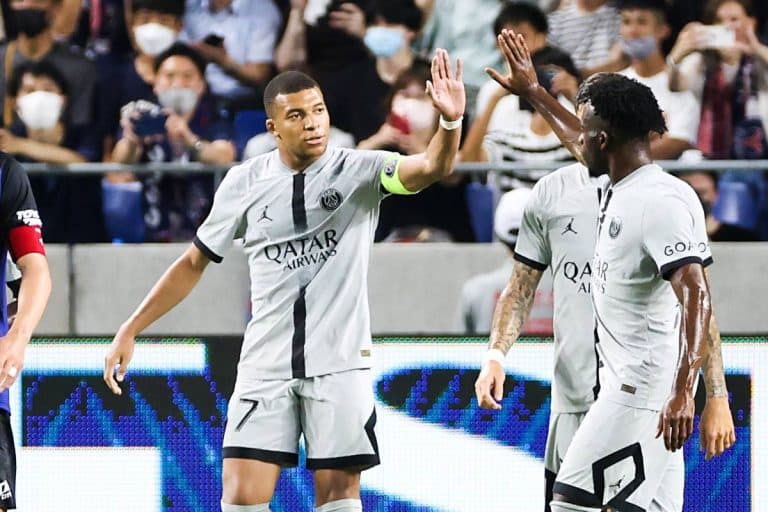 Mbappé, Lacazette, le maintien, la ligue 1 affiche de grandes promesses.