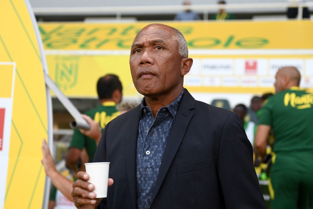 Avant l’OM, Antoine Kombouaré (Nantes) tacle les supporters de l’OM : « Un public versatile »