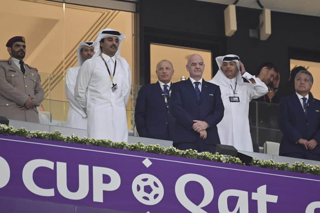 Coupe du Monde 2022 : le Qatar est-il indéfendable ?