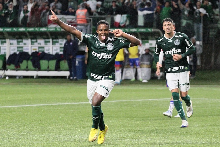 Transferts : bataille ouverte entre le PSG et Chelsea pour la pépite Endrick (Palmeiras)