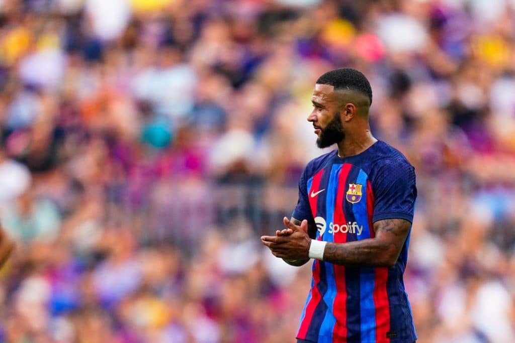 Transfert : Memphis Depay bientôt à Nice ?