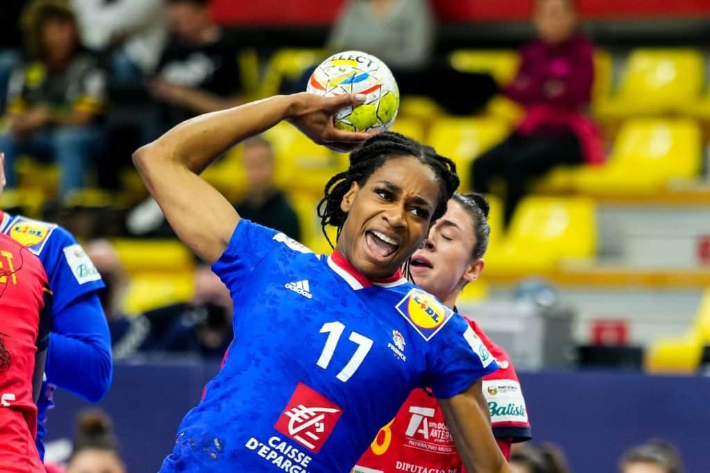 Audrey Dembélé a gagné sa place en équipe de France de hand féminin.