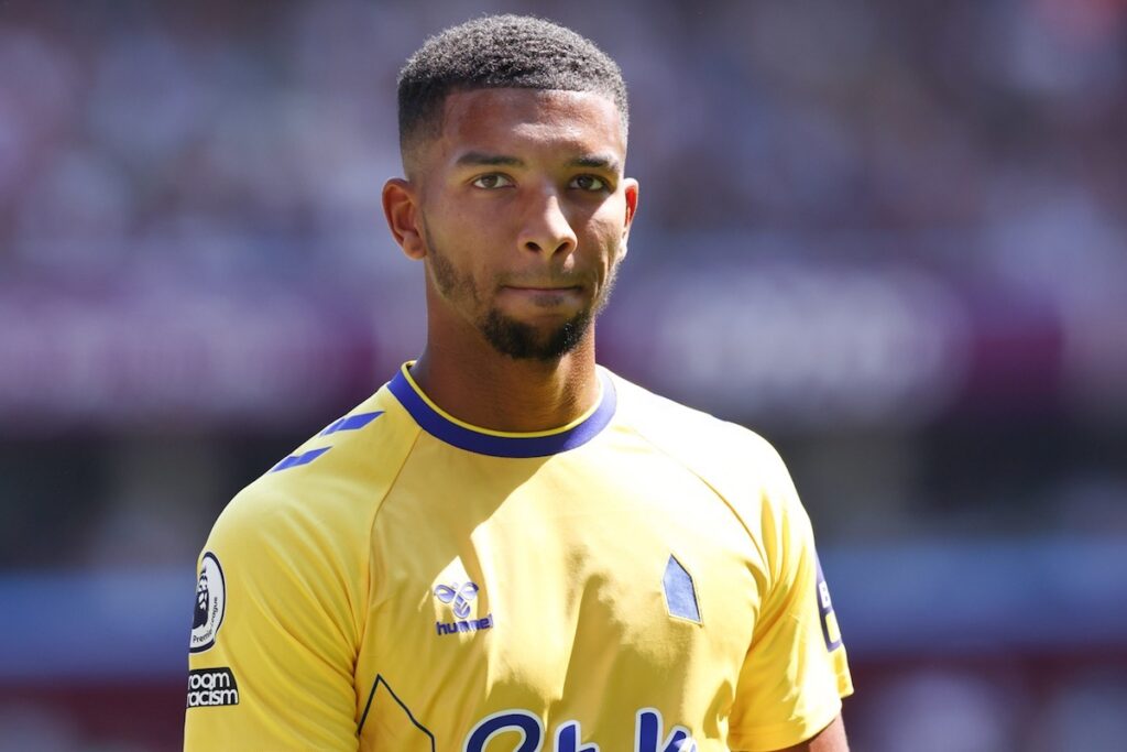 Transferts : qui est Mason Holgate (Everton), annoncé à l’OL ?