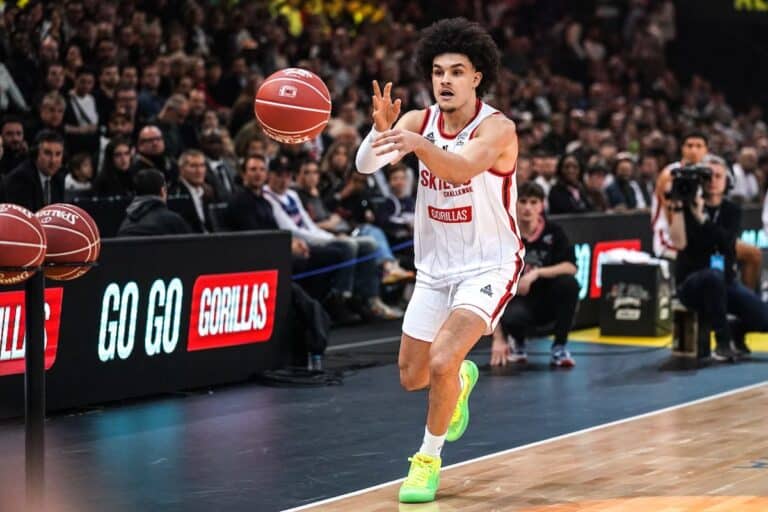 Nadir Hifi : « J’adorais voir Shaquille O’Neal casser des paniers ! »