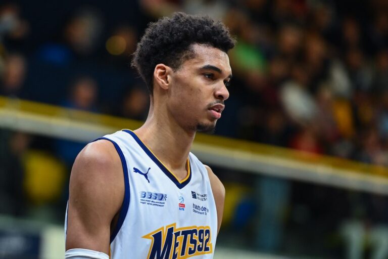 Wembanyama, un réccit inédit pour le Basket français.