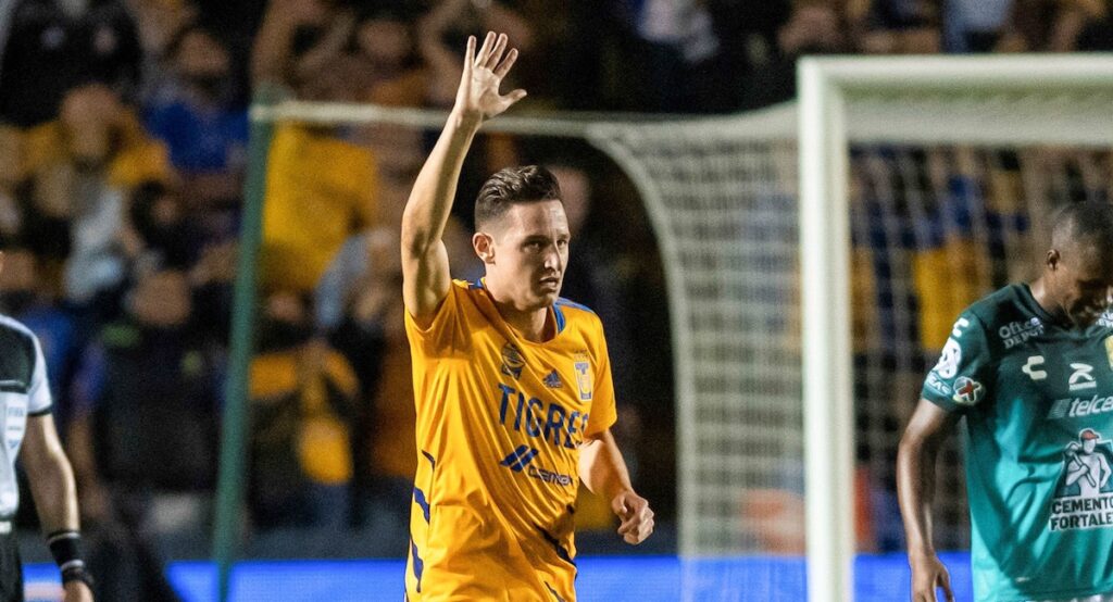 Foot : pourquoi tant de Français se plantent au Mexique ?