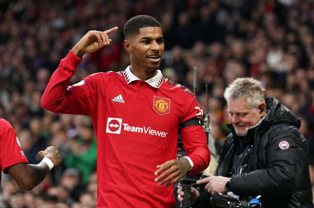 Manchester United a des prétendants pour son rachat.