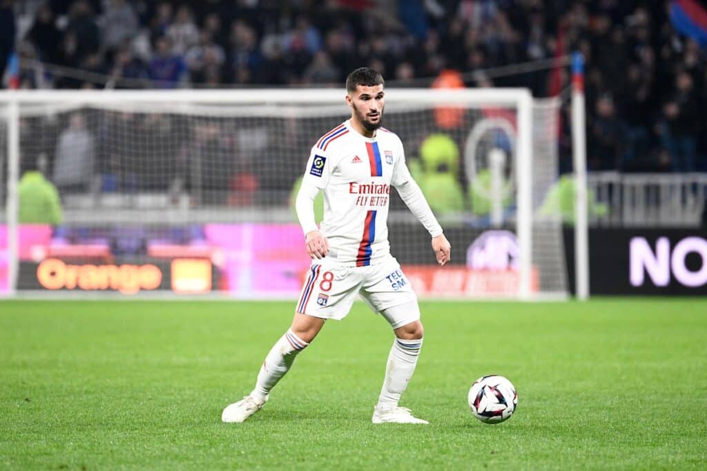 Algérie : Raymond Domenech se ridiculise en voulant clasher Houssem Aouar