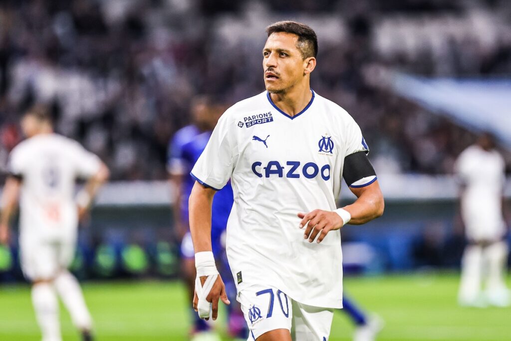 Transferts : Alexis Sanchez déjà engagé avec River Plate ?