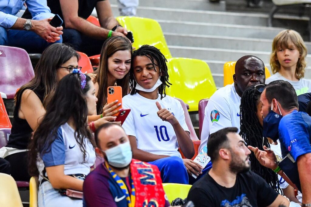 Le clan Mbappé est l'autre facette du succès de KM7.
