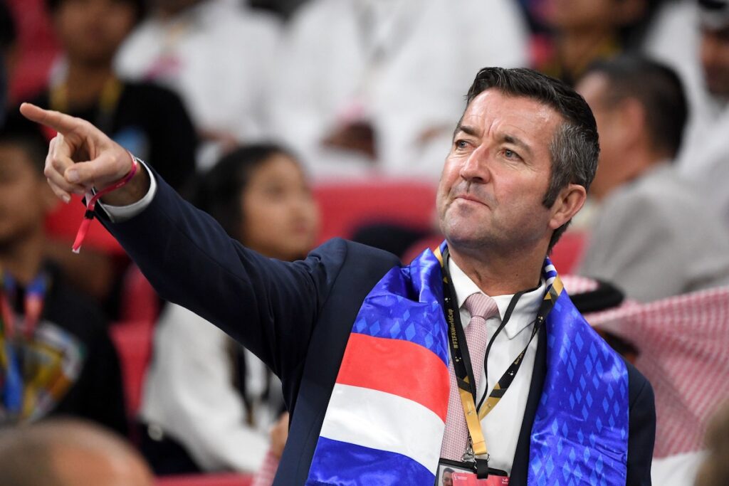 Lucarne d’Evry : Karl Olive met Kylian Mbappé au défi