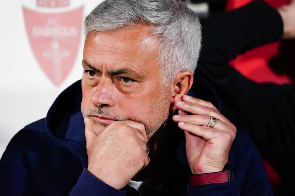 EXCLU : José Mourinho a dit oui au PSG !