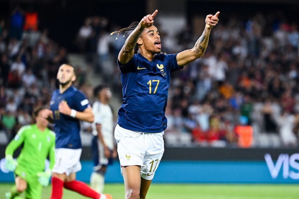 Alexandre Lacazette : “Bradley Barcola est très fort quand il est en confiance”