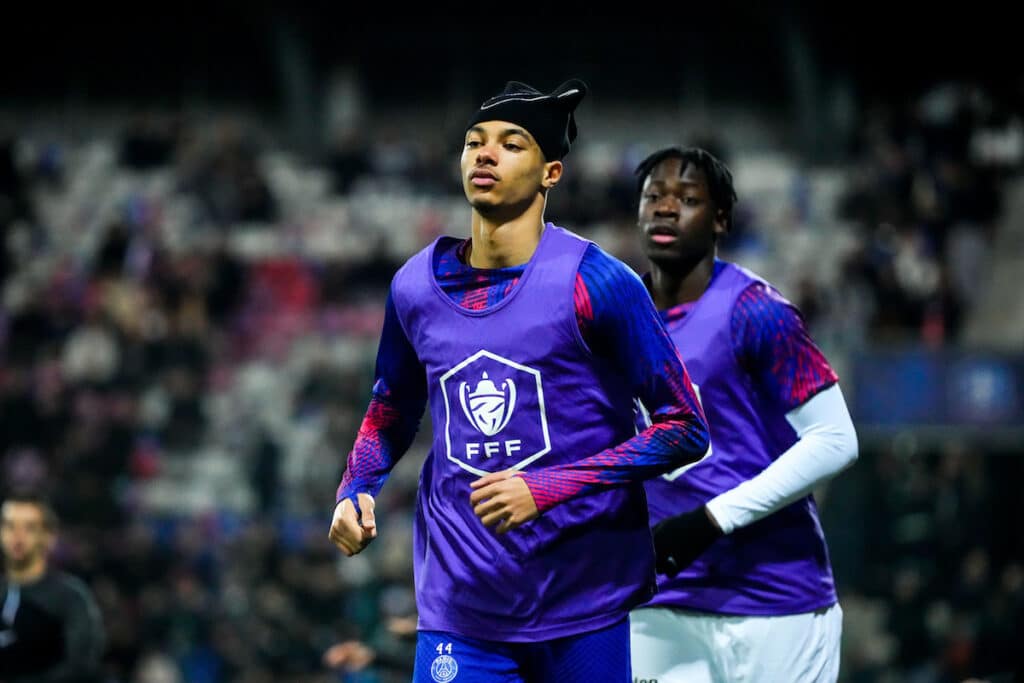 Transferts : Hugo Ekitiké et El Chadaille Bitshiabu vers le Sporting Portugal