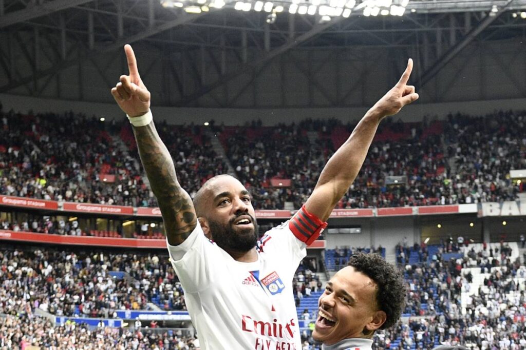 Alexandre Lacazette espère battre le recors de Di Nallo.