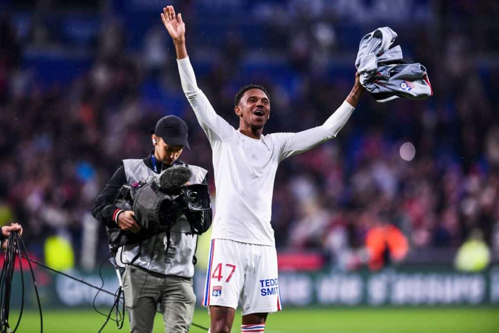 Jeffinho a réussi ses débuts avec l'OL.