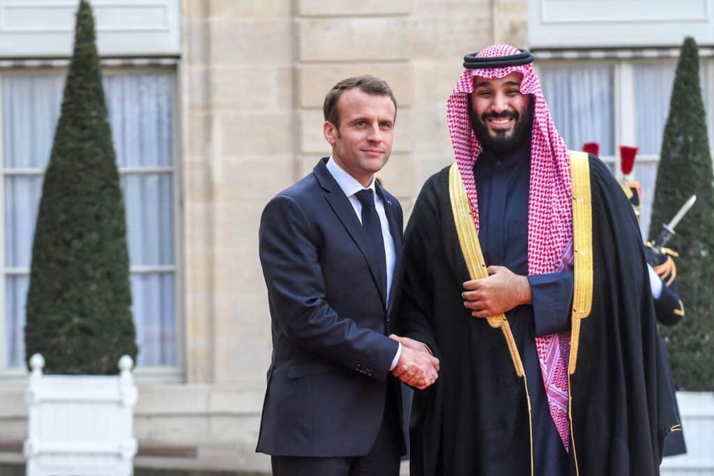 VENTE OM : incroyables révélations sur une OPTION d’ACHAT de 300 M€ au 1er juin 2024 !