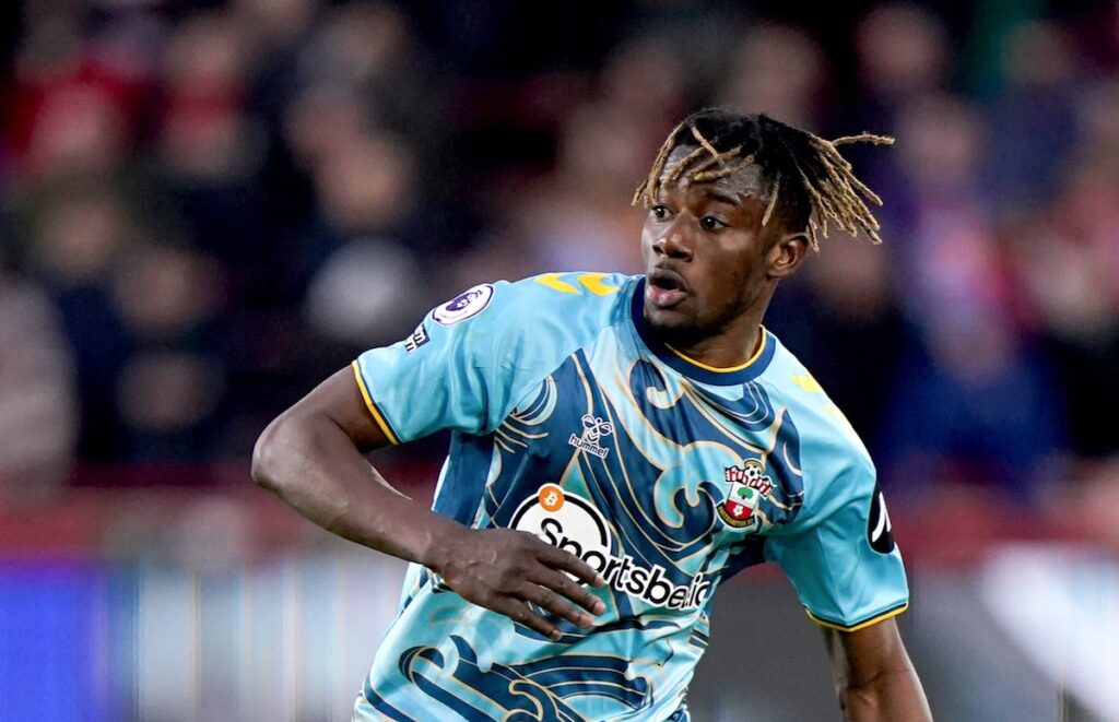 Transferts : Monaco a enfin trouvé le remplaçant de Benoît Badiashile