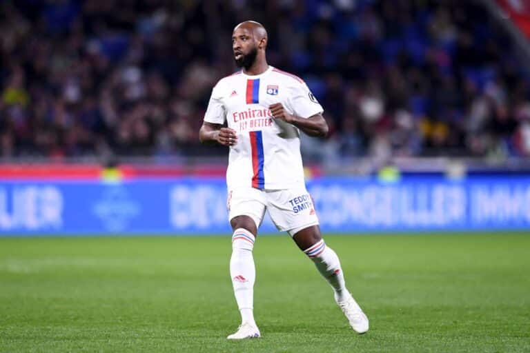 Moussa Dembélé pourrait rejoindre le club de Steven Gerrard en Arabie Saoudite.