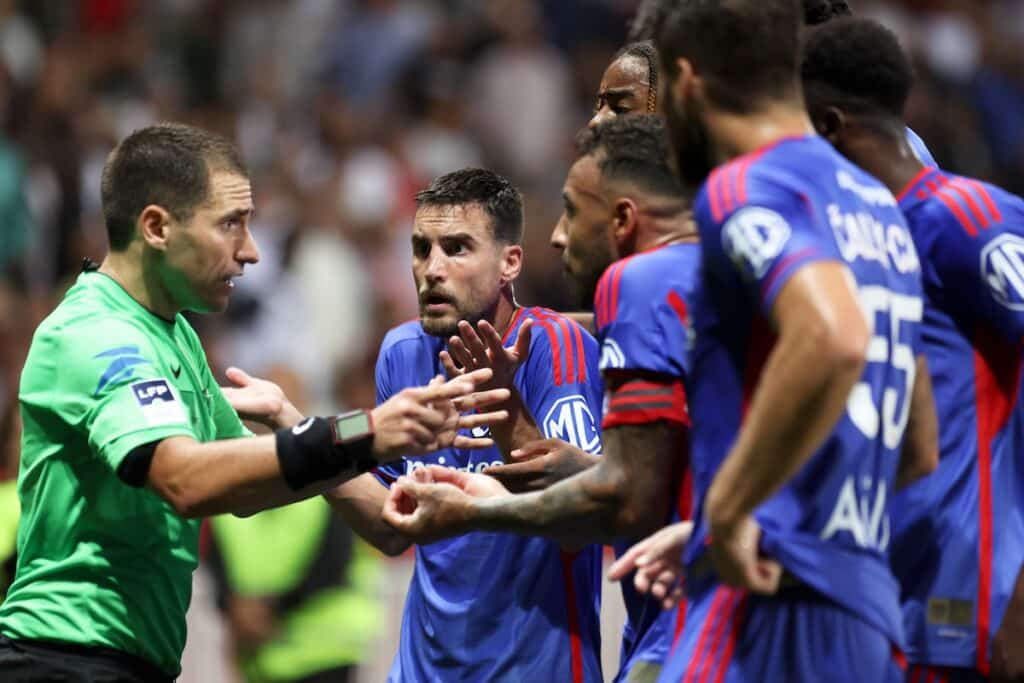 Transferts : l’OL en situation d’urgence